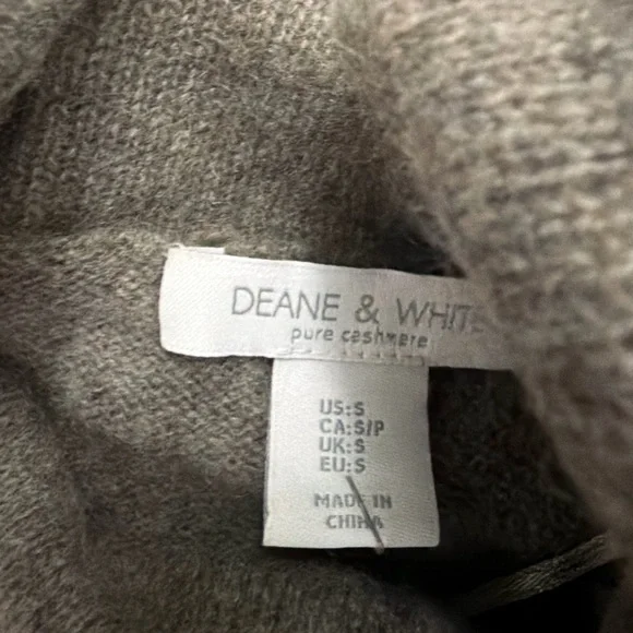 Deane & white 100 % cashmere turtleneck old money Gray Women's Sweater - Picture 3 of 4